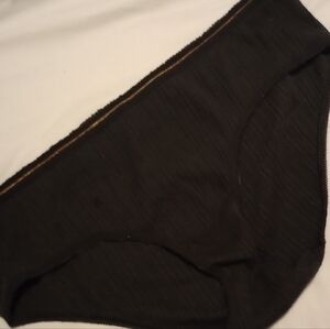 Victoria's Secret size XL black w/ gold stripe